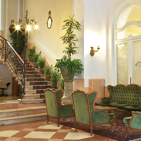 Excelsior Splendide 3* בלאג'יו
