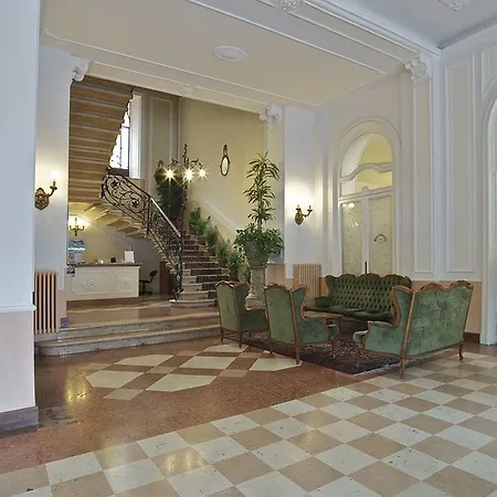 Excelsior Splendide Hotell 3*